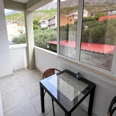 1 Bedroom Gorgeous In 公寓 *