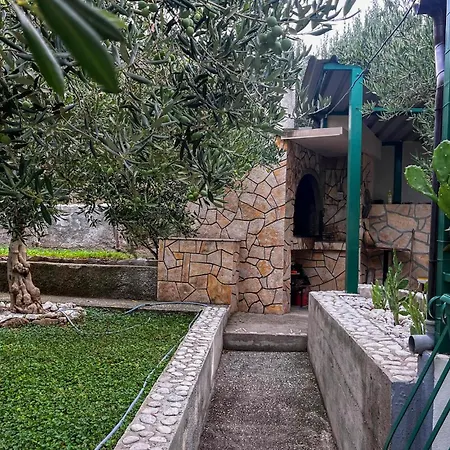 Awesome In With House Sea View *