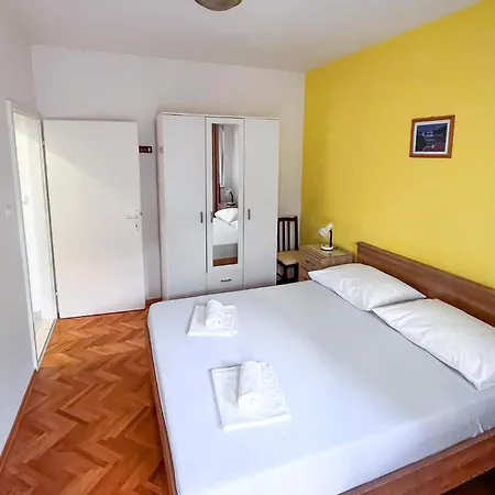 아파트 In With House Sea View Duće
