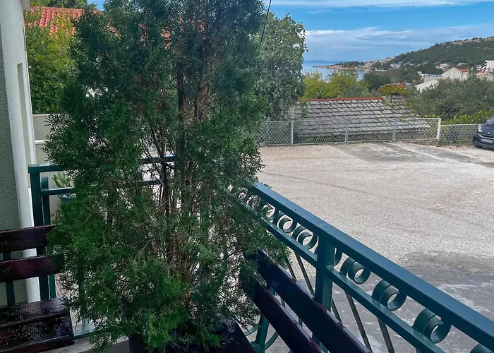 In With House Sea View 아파트
